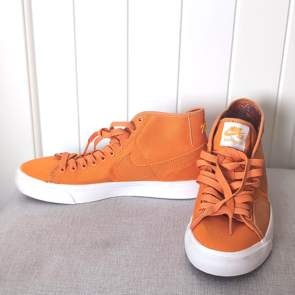 NWOT Nike SB Blazer Court Mid Premium Light Curry Mens Size 6 DH7479-700
